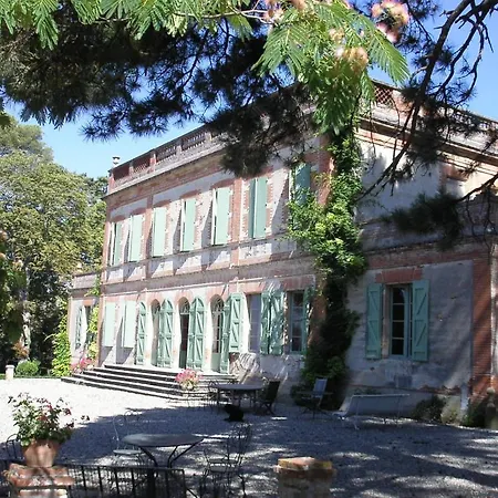 Oda ve Kahvaltı Chambres D'hotes D'arquier Vigoulet-Auzil