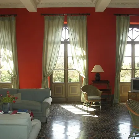Oda ve Kahvaltı Chambres D'hotes D'arquier