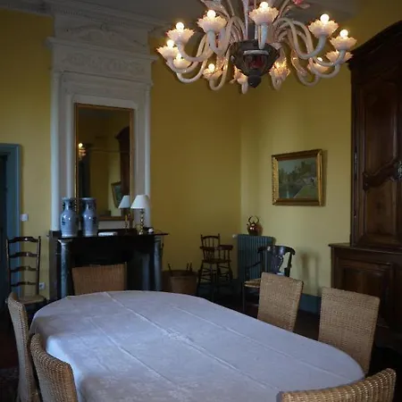 Oda ve Kahvaltı Chambres D'hotes D'arquier